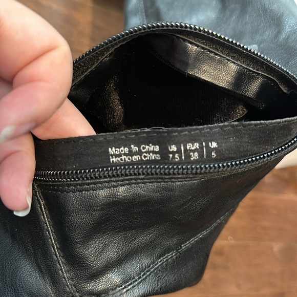 Size 7.5 over the knee boots NWOT - Picture 4 of 4